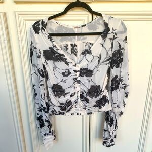 Free People White and Black Floral Print Long Sleeve Crop Top!